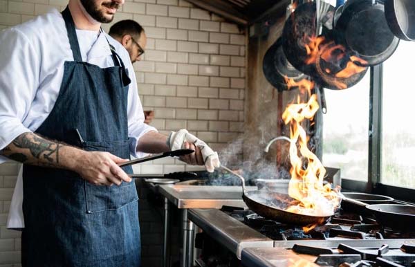 Підприємець сплатить штраф за використання нелегальної праці громадянина Туреччини Підприємець сплатить штраф за використання нелегальної праці громадянина Туреччини