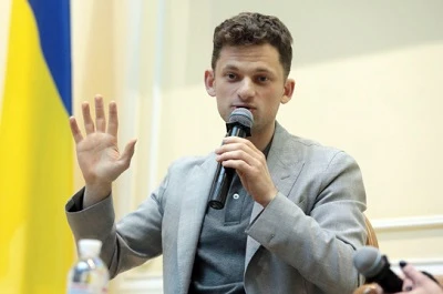 Публікувати закони в газетах – це архаїзм, або новий законопроєкт «Техноуряду» Публікувати закони в газетах – це архаїзм, або новий законопроєкт «Техноуряду»