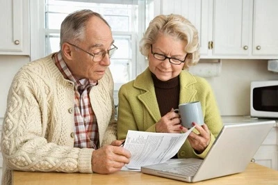 Мінекономіки роз’яснило, чи можна оголосити простій працівникам 60+, що мають перебувати на самоізоляції Мінекономіки роз’яснило, чи можна оголосити простій працівникам 60+, що мають перебувати на самоізоляції