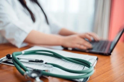 Як оплатити перші п’ять днів лікарняного по самоізоляції? Роз’яснює Мінсоцполітики Як оплатити перші п’ять днів лікарняного по самоізоляції? Роз’яснює Мінсоцполітики