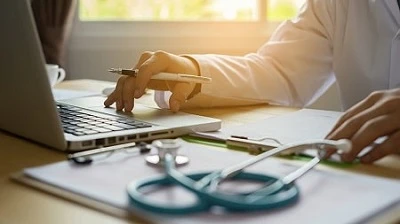 Як оплатити листок непрацездатності, якщо в розрахунковому періоді — допомога по частковому безробіттю?