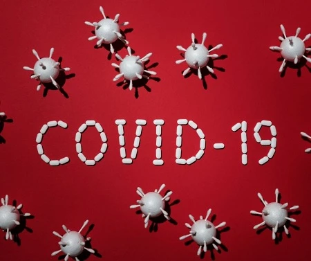 Держпраці роз’яснила, для кого з працівників інфікування COVID-19 визнають професійним захворюванням