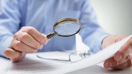 В якому обсязі податкові органи можуть контролювати дотримання законодавства про працю?