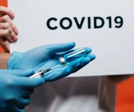 Не повідомили Держпраці про захворювання працівника на ковід — сплатіть штраф