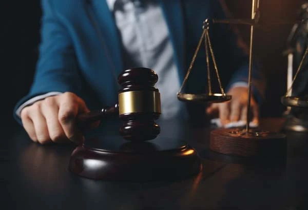 Чи може адвокат представляти інтереси підприємства в суді, якщо працює на цьому підприємстві юрисконсультом: постанова Верховного суду Чи може адвокат представляти інтереси підприємства в суді, якщо працює на цьому підприємстві юрисконсультом: постанова Верховного суду