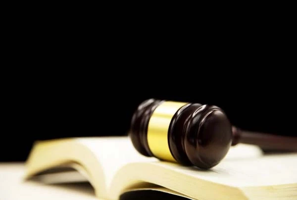 За порушення трудового законодавства підприємства сплатять величезні штрафи За порушення трудового законодавства підприємства сплатять величезні штрафи