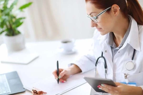 МОЗ змінив правила роботи з е-лікарняними МОЗ змінив правила роботи з е-лікарняними