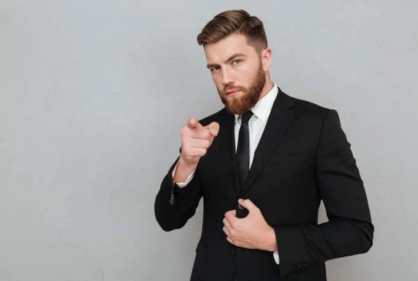 Підприємць, який приховував свою діяльність, приймав участь у тендерах та вигравав їх Підприємць, який приховував свою діяльність, приймав участь у тендерах та вигравав їх