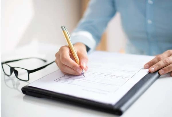 Розкажіть працівникам про зміни в законодавстві щодо декларування та реєстрації місця проживання Розкажіть працівникам про зміни в законодавстві щодо декларування та реєстрації місця проживання