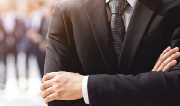 НАДС роз’яснило у який спосіб держслужбовці можуть проходити службу за кордоном