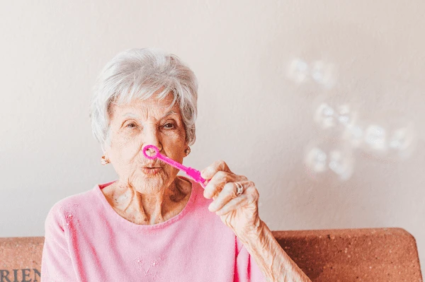 Коли не можна оформити відпустку для догляду за дитиною до 3-х років бабусі, — роз’яснення Держпраці Коли не можна оформити відпустку для догляду за дитиною до 3-х років бабусі, — роз’яснення Держпраці